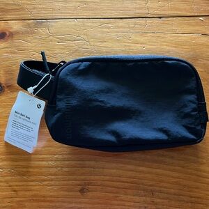 Lululemon mini belt bag black new with tags